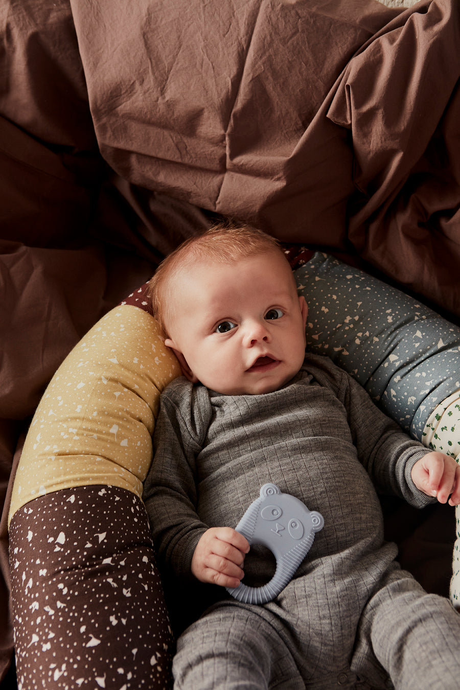 2 mordedores coral/vanilla Teether OYOY