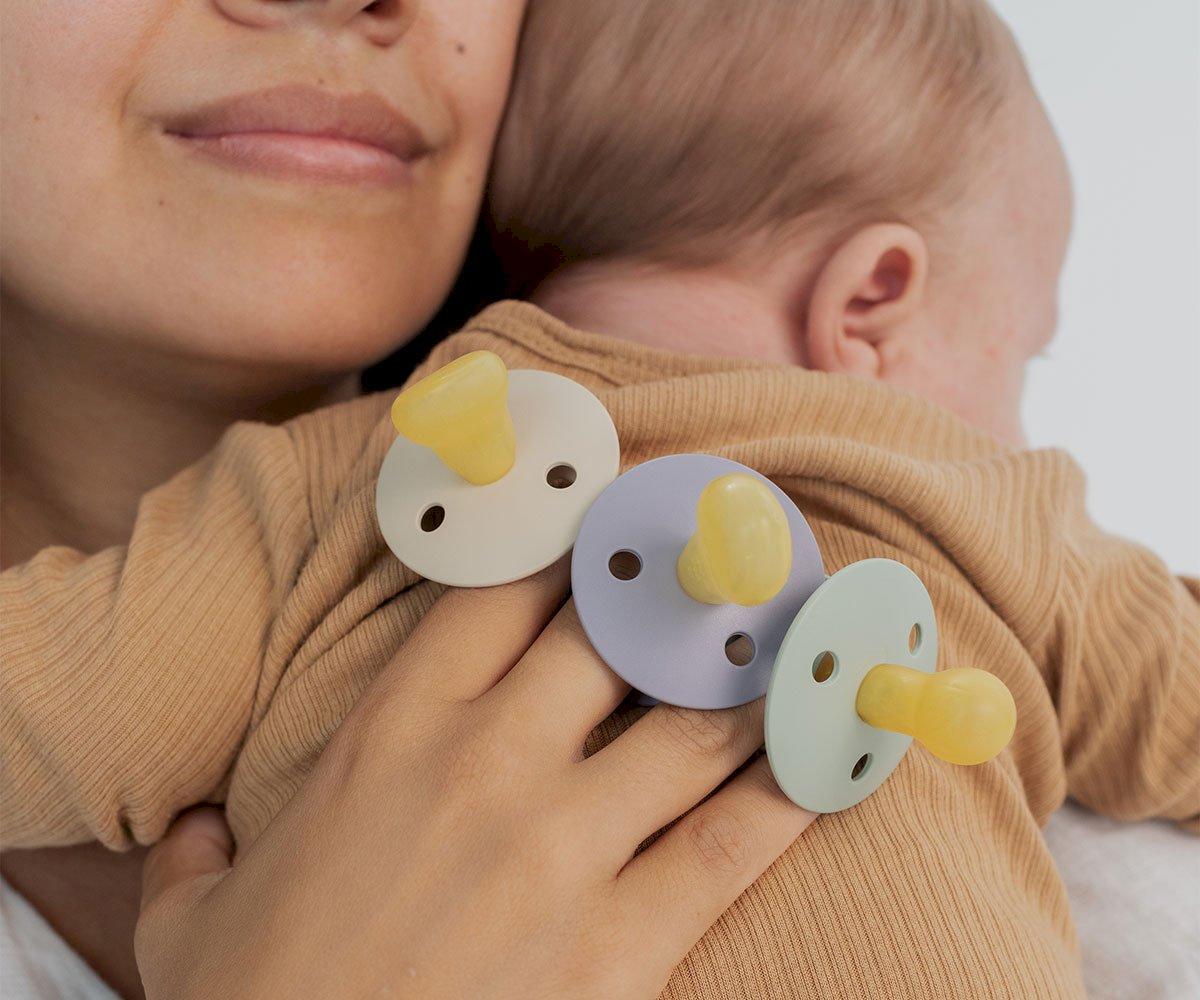 2 Chupetas BIBS Colour simétrica fossil grey | mauve pacifier BIBS