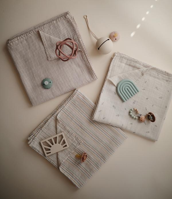 Muslin swaddle rocket mushie muslin mushie