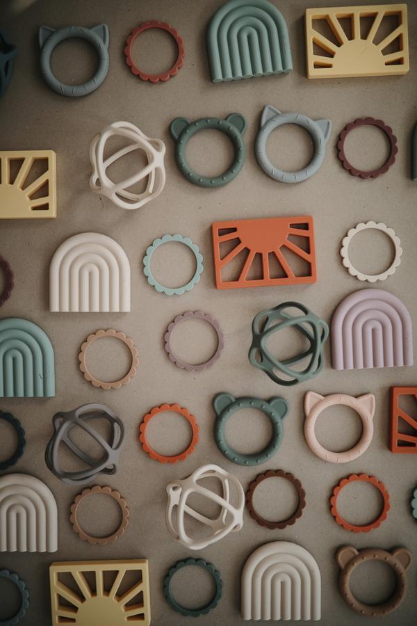 Ball teether tradewinds mushie Teether mushie