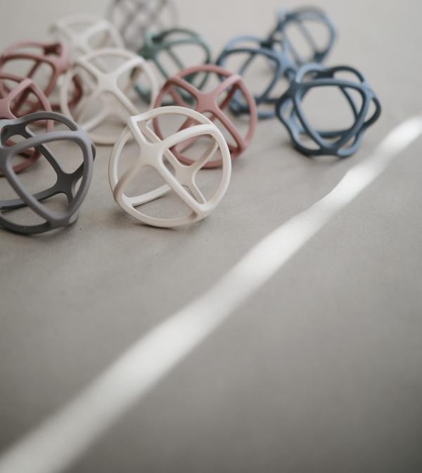 Ball teether tradewinds mushie Teether mushie