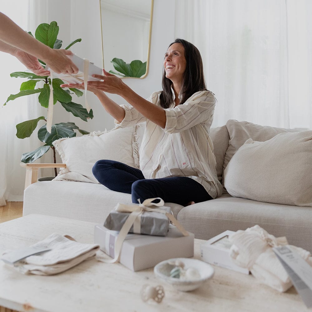 Gift pack baby shower blush BIBS Doudou Bibs