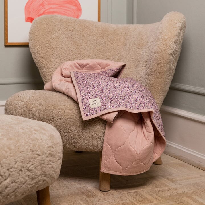 Manta acolchoada BIBS X Liberty Chamomile Lawn Violet Sky Doudou Bibs