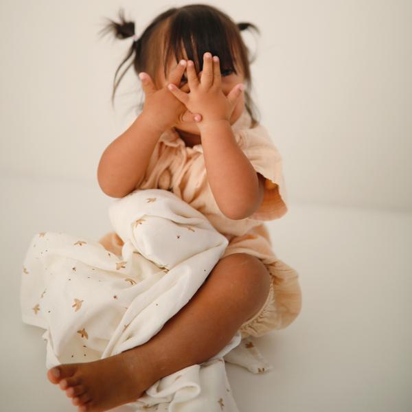 Muslin swaddle sparrow mushie muslin mushie