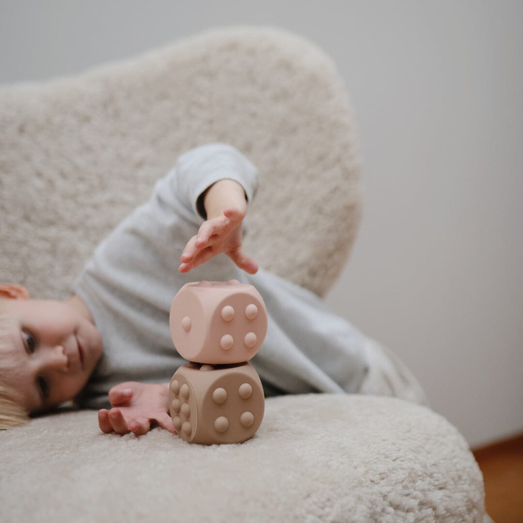 2 dados pop it dried thyme | natural Toys mushie