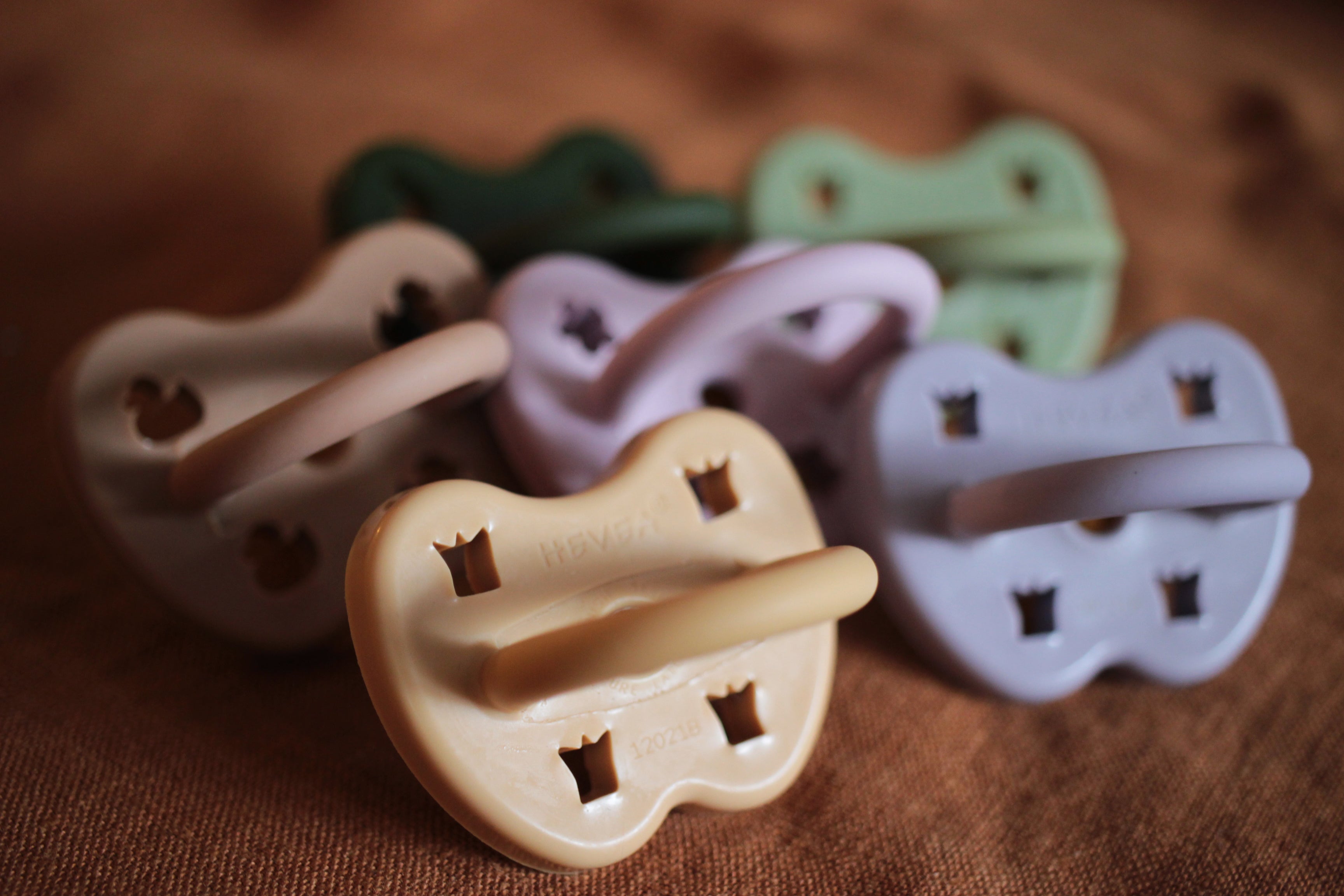 2 chupetas ortodônticas látex sand | gorgeous grey 3-36 M