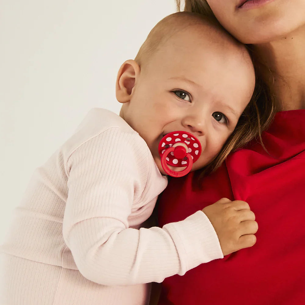 2 chupetas anatómicas BIBS Studio Bolinhas Blossom/Candy Apple