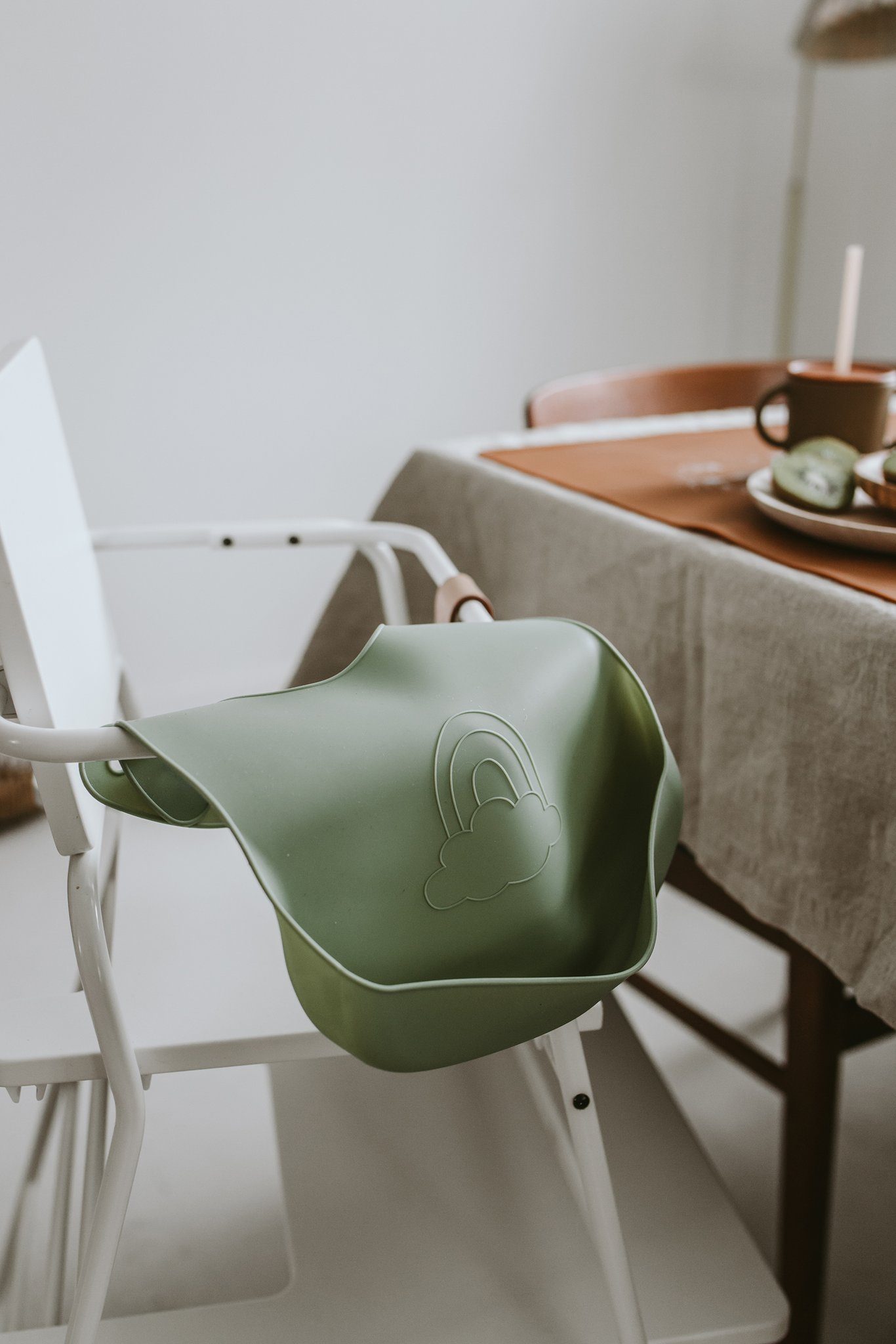 2-pack silicone baby bib sage forest Lille Vilde bib LIlle Vilde