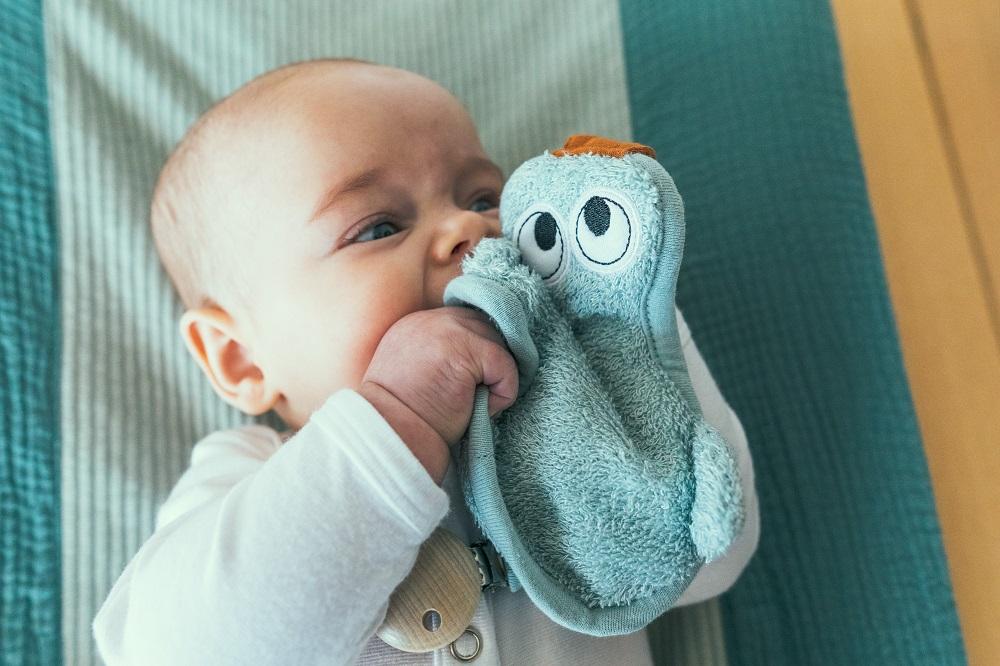 Prende-chucha patinho ochre Pacifier clip Timboo