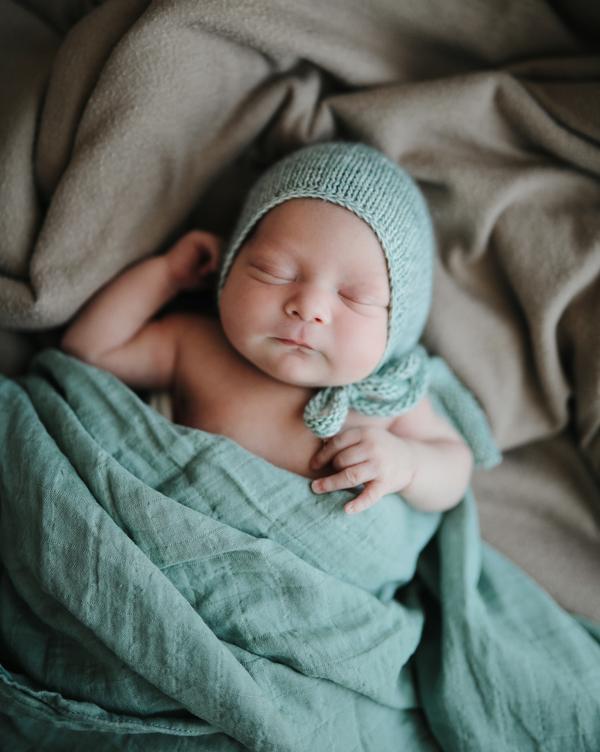 Muslin swaddle roman green mushie muslin mushie