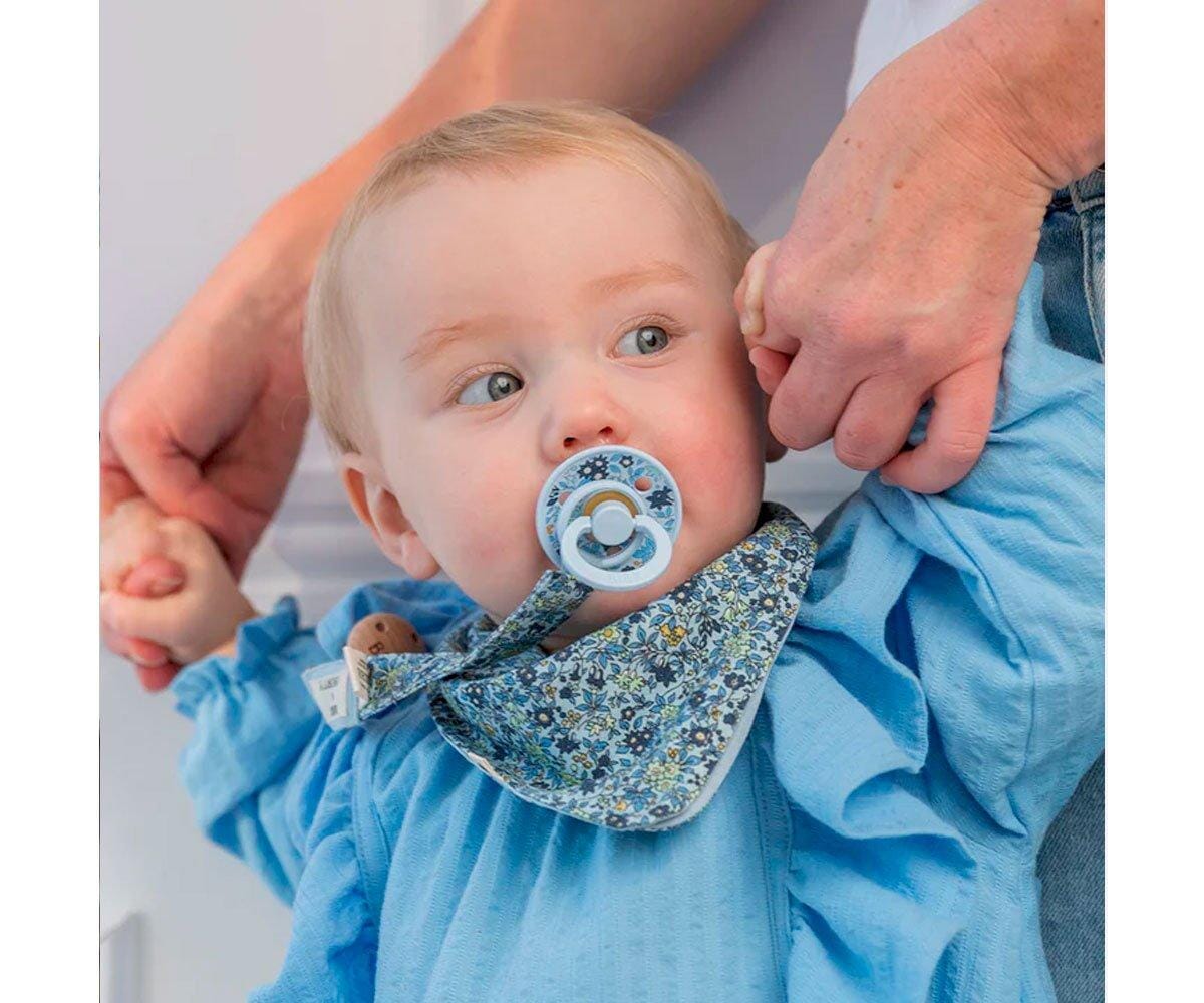 2 chupetas BIBS x Liberty Colour Chamomile | baby blue mix Bibs 