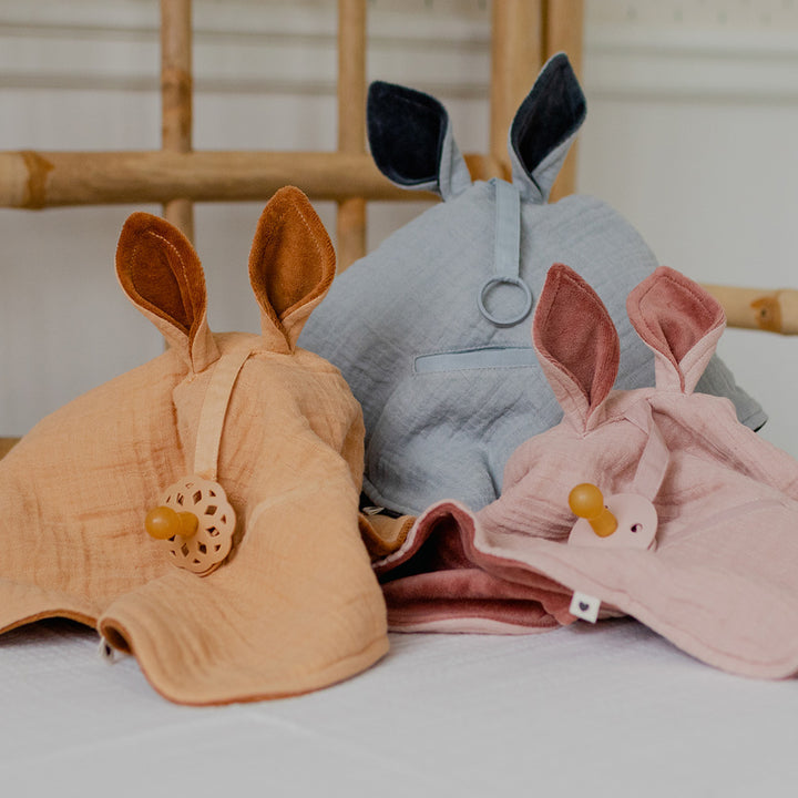 Doudou canguru sage Doudou Bibs 