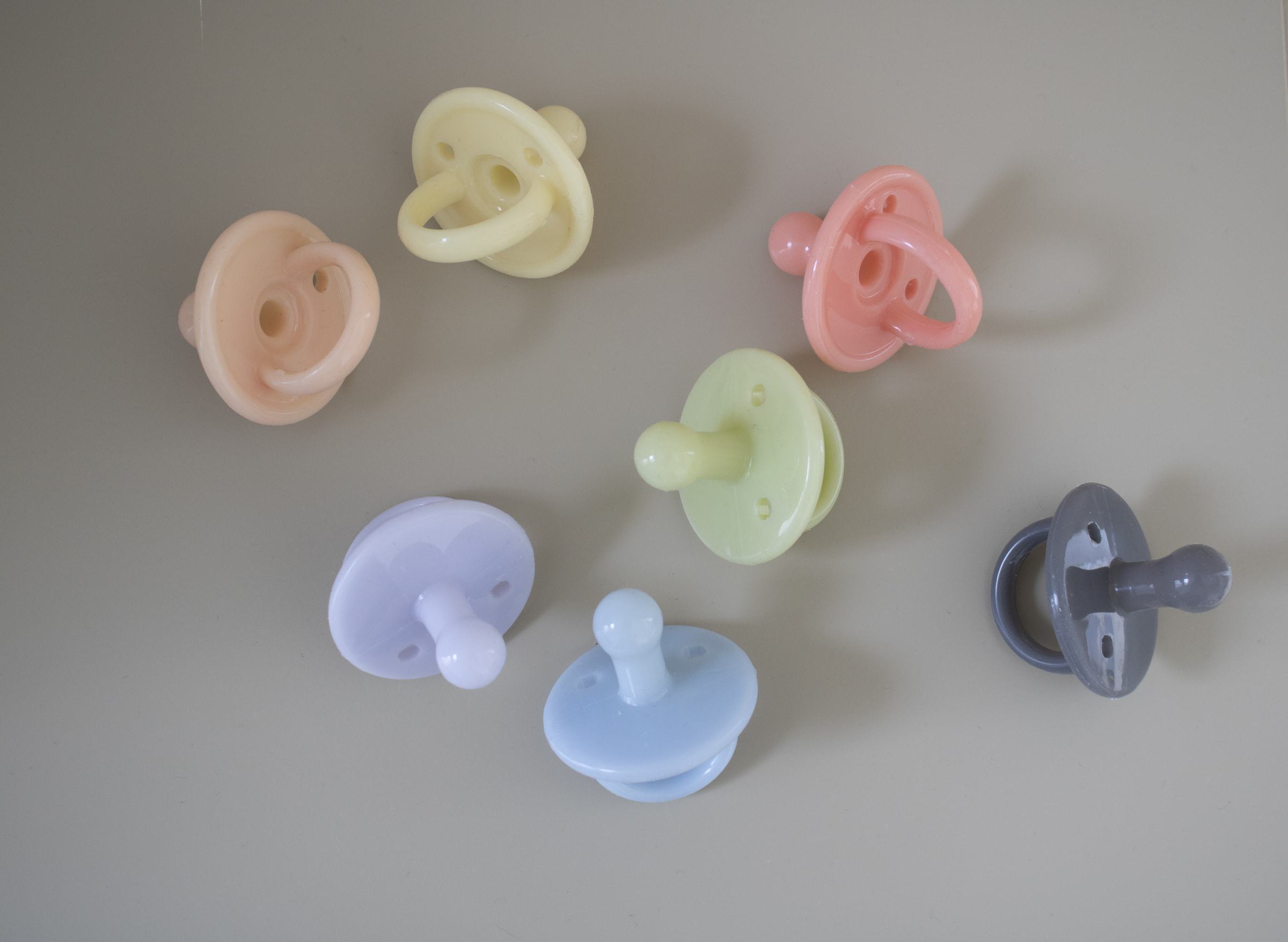 2 chupetas silicone peach Pacifiers &amp; Teethers Filibabaa 